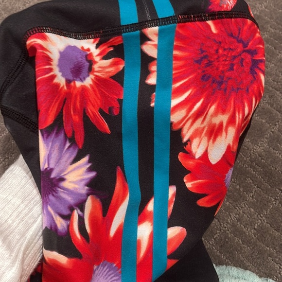 Matching Kids work out set. Kids medium. Never worn. - Picture 6 of 6